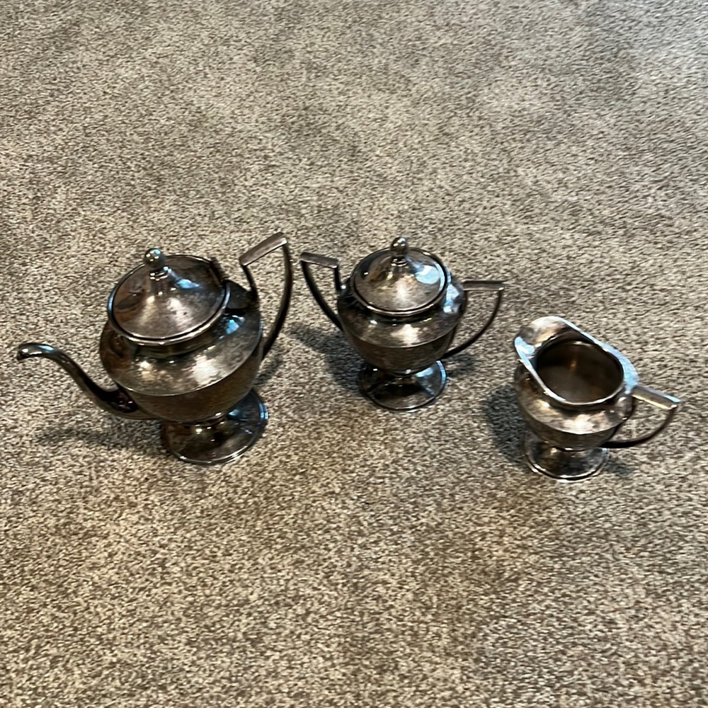 Vintage Quadruple Plate Coffee / Tea Pot & Creamer & Sugar Bowl-WMA Rogers 2076